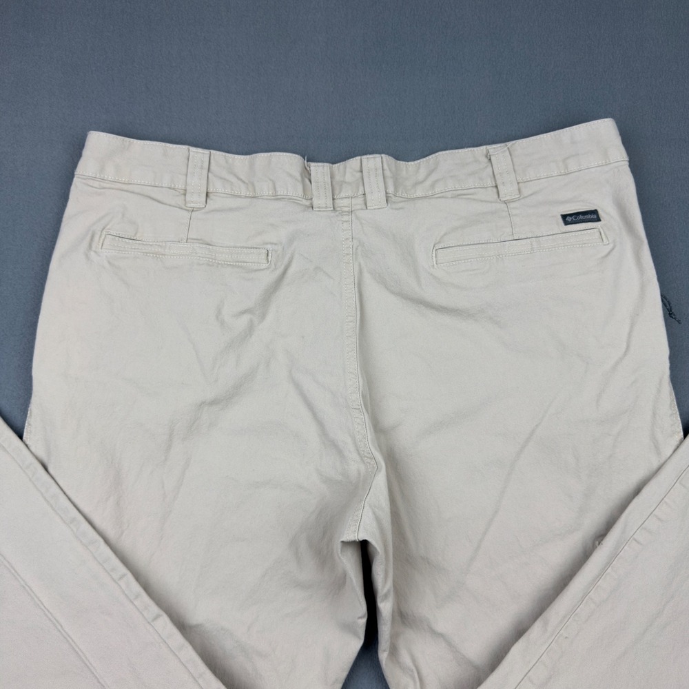 Columbia Mens 42x30 Regular Fit Chino Utility Pants Tan Khaki AM0183 Stretch - Picture 8 of 10